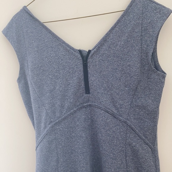 Orb dress - Picture 4 of 4